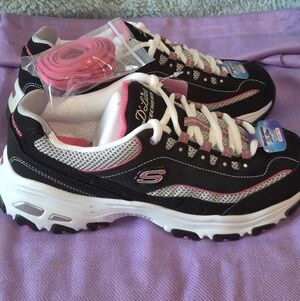 Skechers D'Lites Women's Black & Pink Memory Foam Sneakers